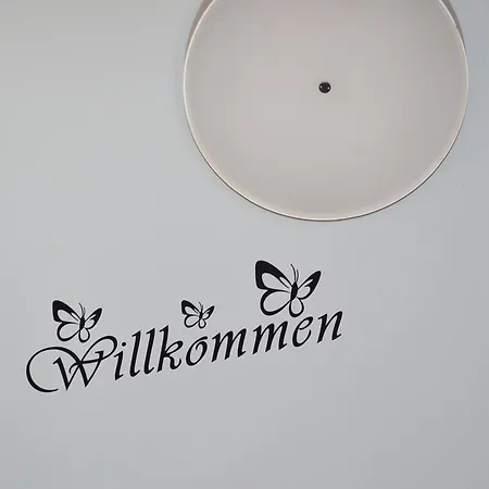Ferienwohnung Am Brunnen (Nähe Europapark) Rheinhausen Exterior foto