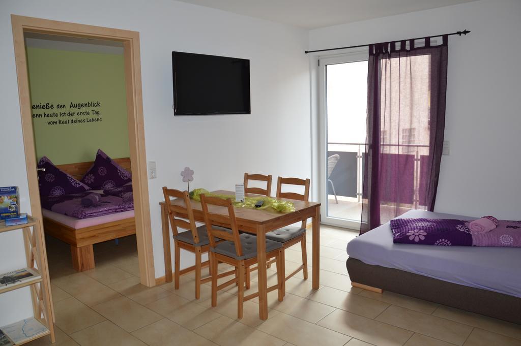 Ferienwohnung Am Brunnen (Nähe Europapark) Rheinhausen