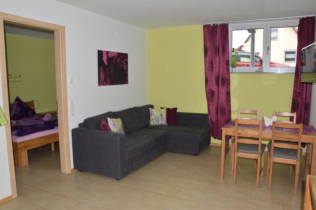 Apartment Ferienwohnung Am Brunnen (Nähe Europapark) *